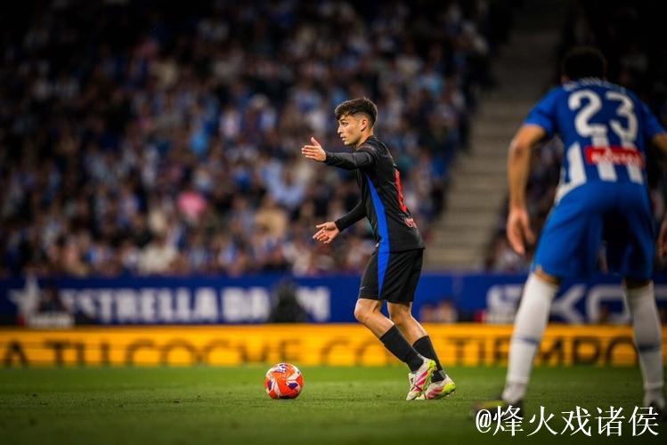 佩德里首次连续三场西甲完成助攻，成球队中场关键
