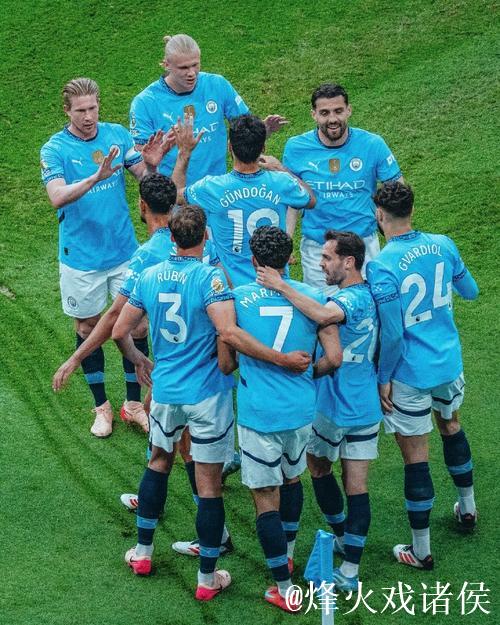 曼联与伯恩茅斯4比4握手言和，罗马小胜科莫